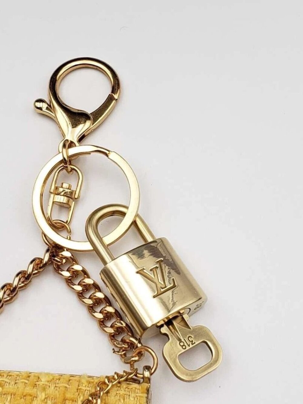 Louis Vuitton Gold Lock 🔒 Authentic LV Key + Unbranded Bag Charm - Picture 8 of 8